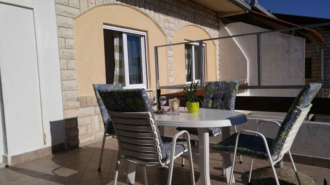 Vera Apartment 1 روغوزنيكا الغرفة الصورة
